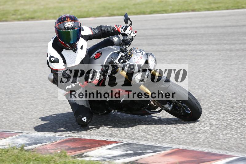 Archiv-2025/09 22.04.2025 Cornu Master School ADR/rot-rouge/89